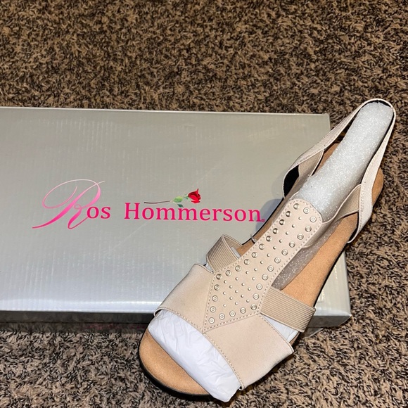 Ros Hommerson Taupe Miriam Sandals Women’s Size 8 Wide T-Strap Elegant NEW - Picture 3 of 9